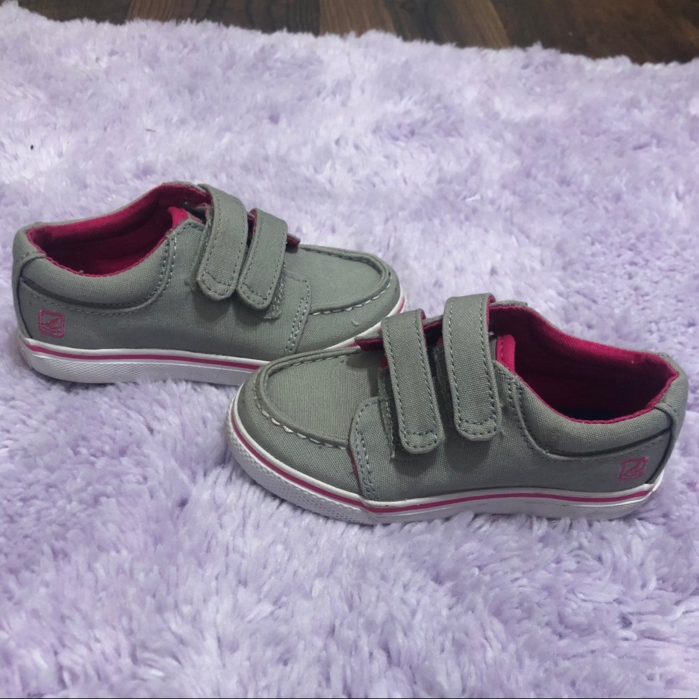 Size 7.5 toddler sperrys